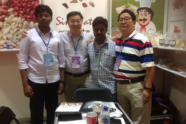 Sam with Jamy at Singapore fair 2013